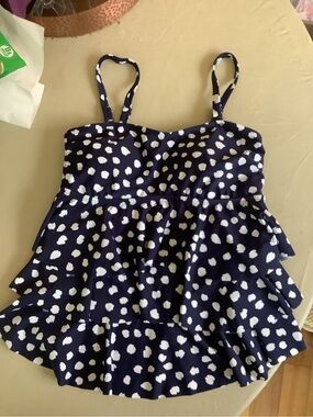 Island Escape Navy & White Polka Dot Ruffle Swim Tankini top Sz 8 NWT